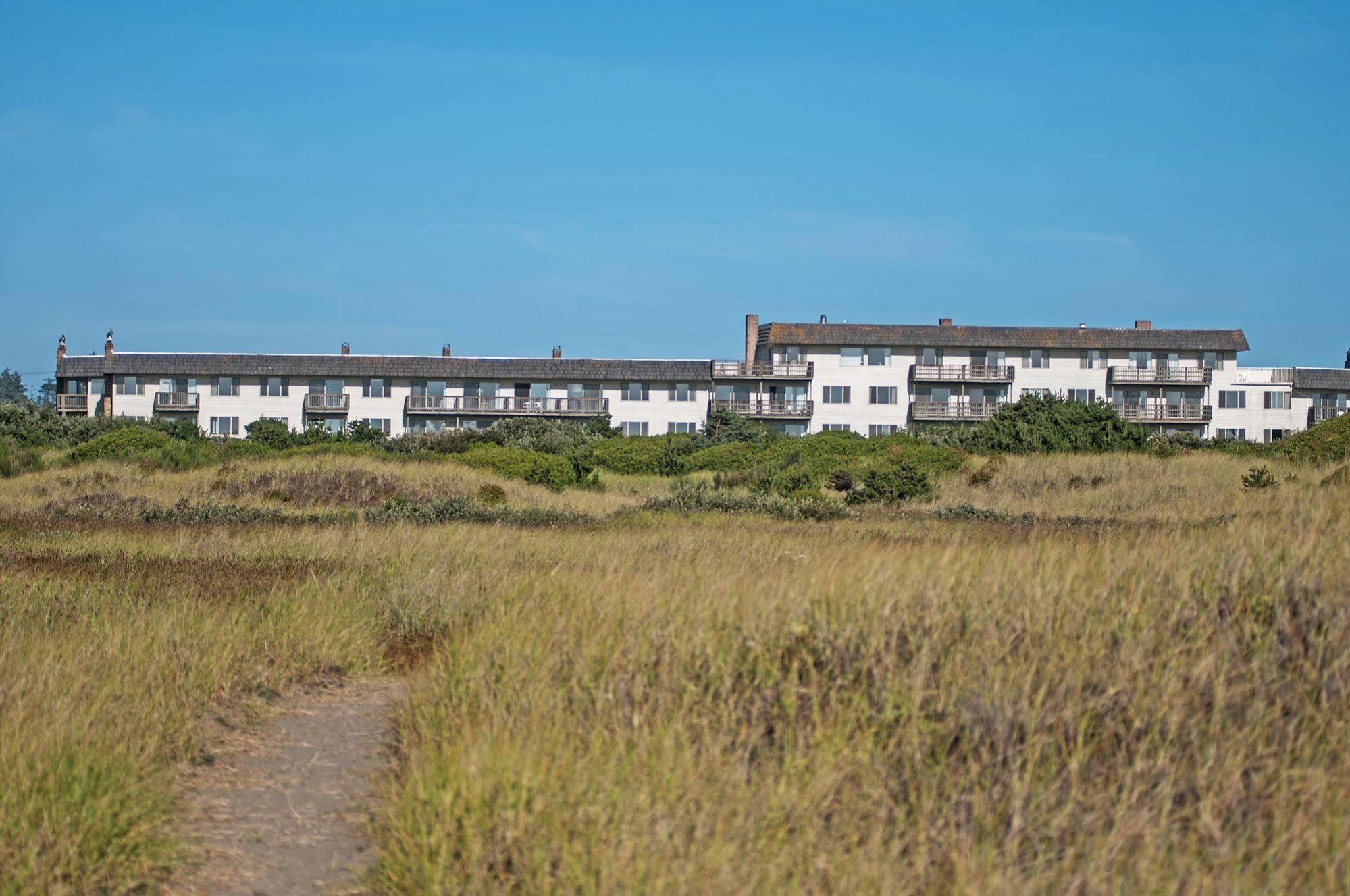 The Polynesian Resort Ocean Shores Exterior photo